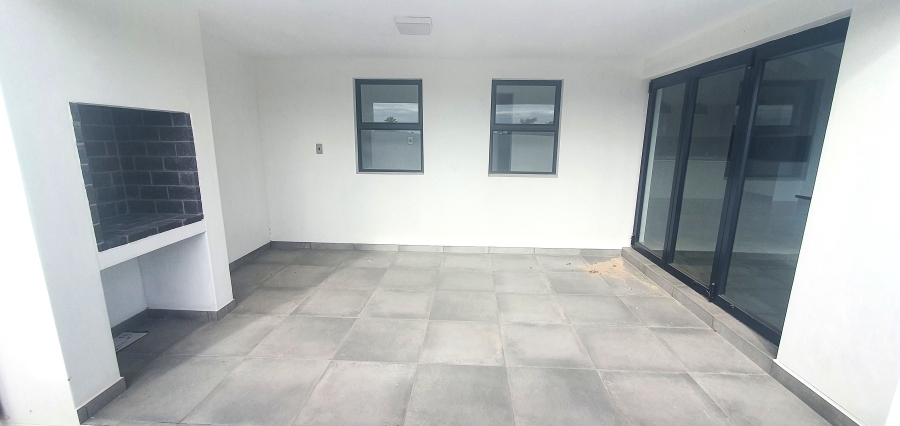 4 Bedroom Property for Sale in Shelley Point Western Cape